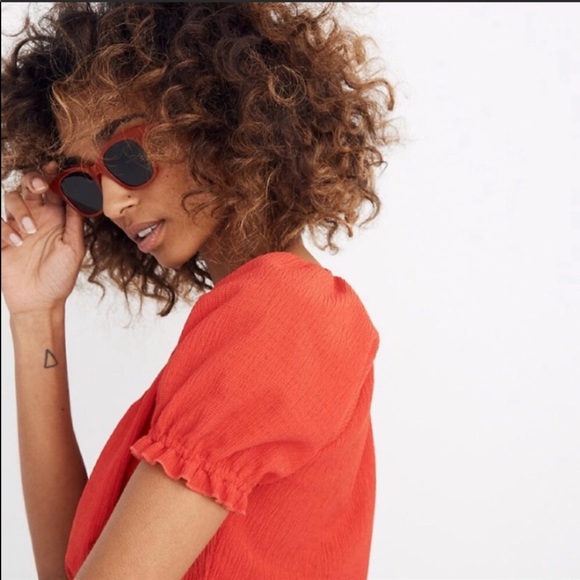 Madewell Texture and Thread Red Peasant Top Medium - Picture 2 of 11